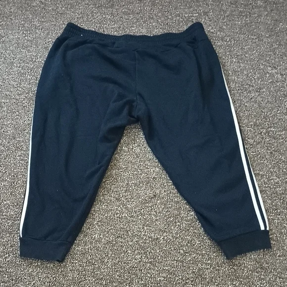 Adidas Mens Black Sweatpants Crop Capri with White Stripes Size 4x - Picture 10 of 10